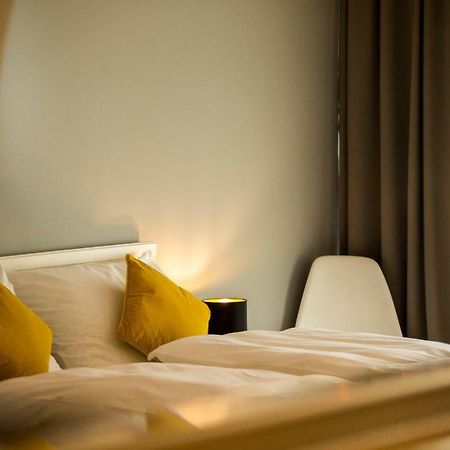 Houzzz21 Hotel Zagreb Exterior foto